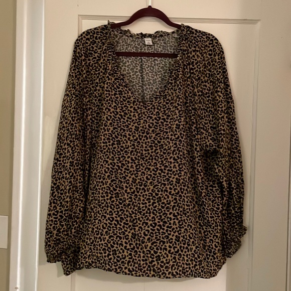Old Navy animal print blouse - Picture 1 of 5